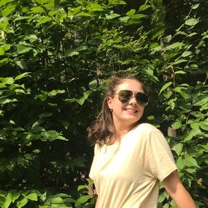 Meet your Posher, Ellie